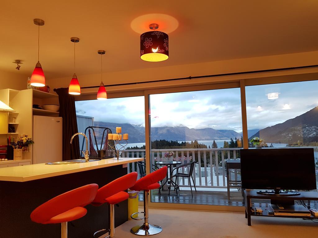 Central Lakeview Apartment With Amazing Rooftop 镇上湖景三室套房 Queenstown Exterior foto